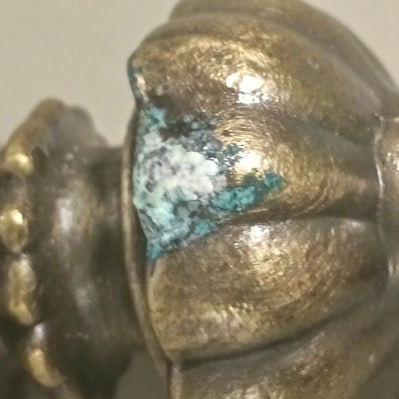 Vintage Metal Lamp Finial Urn/Acorn Shape Aged Patina Replacement 3.5" - Picture 8 of 8